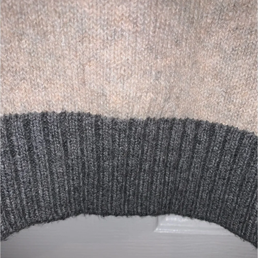 Goodfellow & Co. Soft men’s hooded sweater in Stucco & Gray size XL - Picture 2 of 9